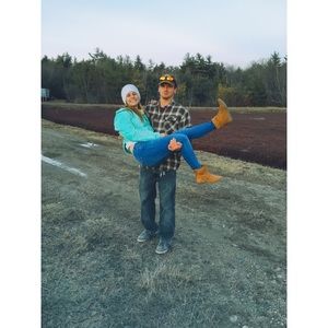 Meet your Posher, Caitlyn